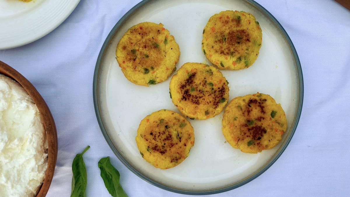 Carrot and spinach millet cake this festival The Hindu